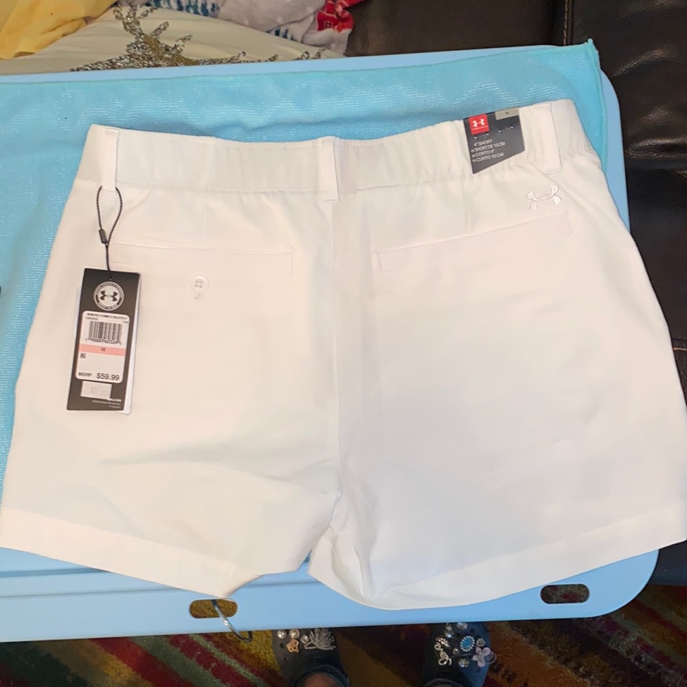 Under Armour size 10 in women.